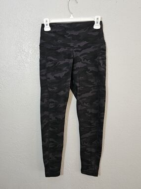 Colorfulkoala Camouflage High Rise Pocket Leggings 25" Womens Medium